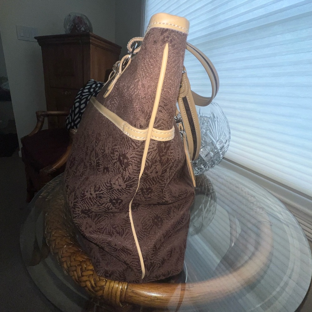 Anne Klein tote - Picture 6 of 15
